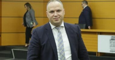 Erjon Bani zëvendëson Irena Gjokën si zëvendëskryetar i GJKKO