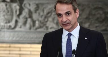 Sulm ndaj eksponentëve të Mitsotakis/ Zjarrvënie të koordinuara në Selanik. Antiterrori grek heton prapavijën politike