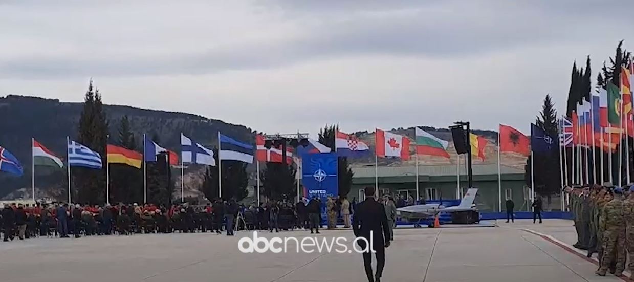 VIDEO/ Gjithçka gati në Kuçovë, pritet inaugurimi i bazës ajrore të NATO-s