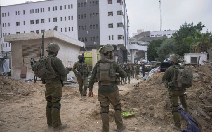 Ushtria izraelite u bën thirrje civilëve të largohen nga zona e spitalit al-Shifa