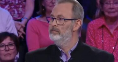 Në kërkim prej 35 vitesh, del videoja e vrasësit serial francez që mori pjesë në një spektakël televiziv