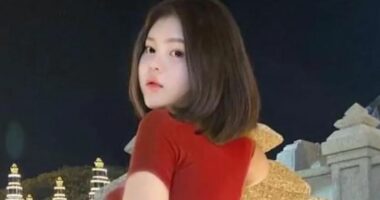 Pozoi pranë monumentit mbretëror, modelja rrezikon 5 vite burg