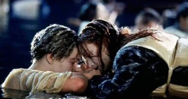 Del në ankand dera e filmit “Titanic”, ku Rose shpëtoi dhe DiCaprio u mbyt