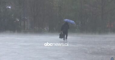 Priten reshje të dendura shiu/ Ministria e Mbrojtjes apel bashkive: Të marren masa parandaluese për shmangien e përmbytjeve