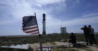 SpaceX zbulon se ka në plan të shesë lidhjet lazer satelitore