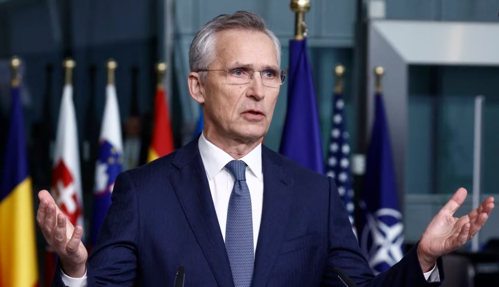 Agresioni rus, Stoltenberg: Ukrainasve po u mbarojnë municionet, por jo guximi