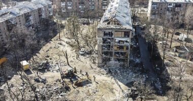 Ukraina: Rusia sulmoi Kievin me raketa lundruese dhe balistike