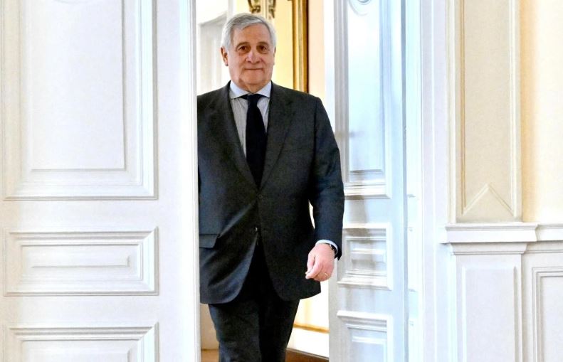 Tajani hedh poshtë mundësinë e dërgimit të forcave ushtarake në Ukrainë