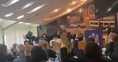 Kryebashkiaku Erion Veliaj zyrtarizohet si  “Qytetar Nderi” nga Komuna e Bujanocit