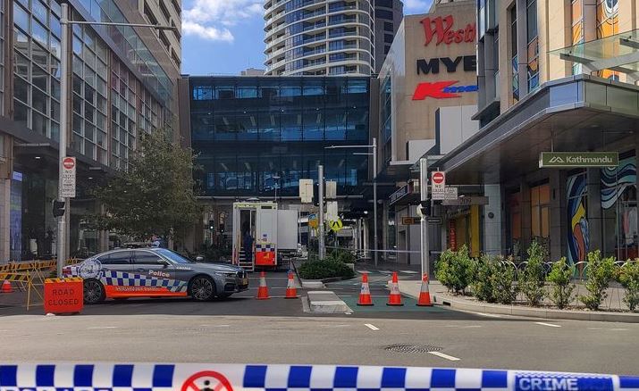 Sulmi me 6 të vrarë në një qendër tregtare në Australi, policia: Autori kishte në shënjestër gratë