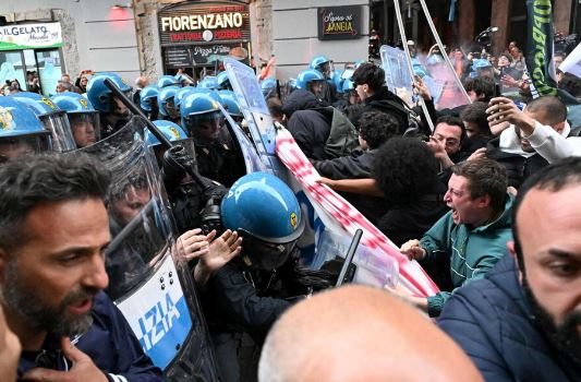 Prostesta kundër NATO-s në Itali, raportohet për përleshje mes policisë dhe demostruesve