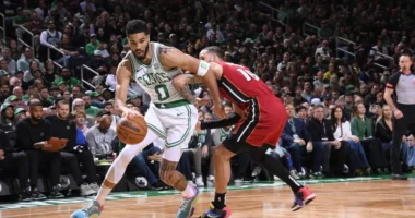 NBA/ Fitojnë favoritët, Boston nuk ndalet as në “play-off”, Milwaukee e Clippers bëjnë detyrën