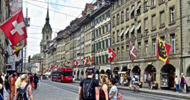 Rritje mbresëlënëse e popullsisë në Zvicër/ Shkalla më e shpejtë që nga vitet 1960 për shkak të ukrainasve