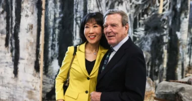 Ish-kancelari gjerman, Gerhard Schröder feston 80-vjetorin e lindjes