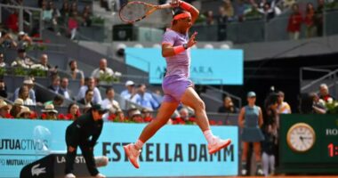 Tenis/ Nadal mahnit tifozët, “veterani” spanjoll kalon raundin e spektakël në ATP Madrid