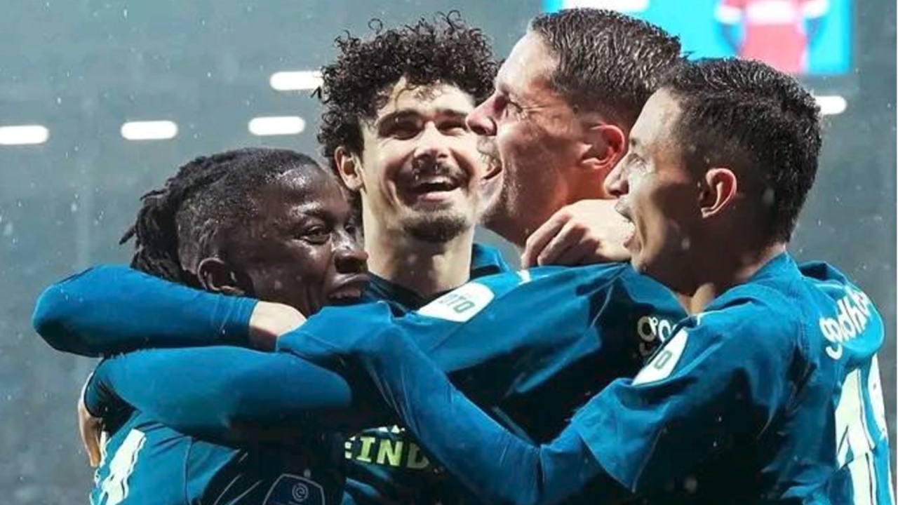 Eredivisie/ Kampionë me rekorde, PSV Eindhoven mbyll hesapet e titullit falë fitores historike