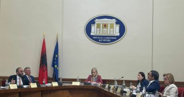 Miratohet Komisioni i “Dezinformimit”/ PD heziton, pritet votimi në Parlament