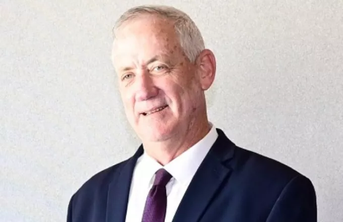 Benny Gantz bën thirrje për zgjedhje në shtator