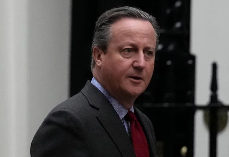 Cameron: Britania nuk do të ndalojë eksportet e armëve në Izrael