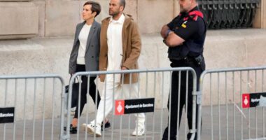 Fillimi i ri pas burgut, Dani Alves hap kompaninë e tij