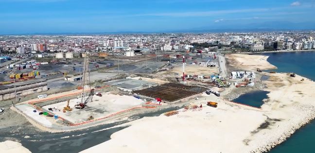 Punimet në kantierin e portit të ri turistik në Durrës, Rama: Do të shërohet një gangrenë e rëndë mjedisore