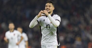 Muçi ndryshon skuadër/ Ylli kuqezi ka fshirë emrin Besiktas nga rrjetet e tij sociale