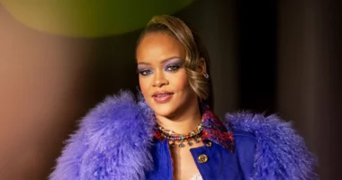 Rihanna zbulon herën e parë që pa bashkëshortin: E dija që në fillim se ai do të ishte babai i fëmijëve të mi