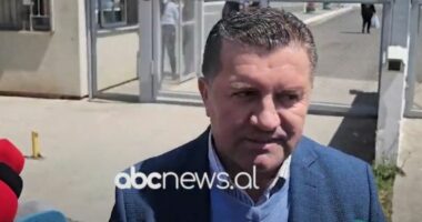 Nis lirimi i të dënuarve në burgun e Reçit, midis tyre edhe ish kryebashkiaku demokrat i Lezhës, Fran Frrokaj