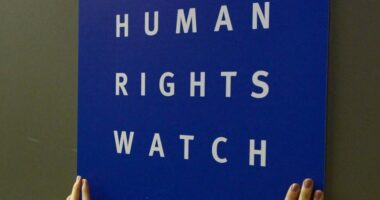 Organizata për të drejtat e njeriut: BE-ja dhe Turqia të mos i dëbojnë disidentët taxhikë