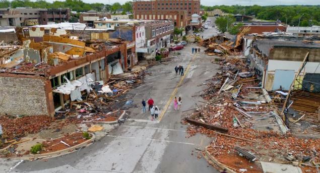 Tornadot godasin SHBA-në/ Raportohet për 5 të vdekur, mes tyre një foshnje
