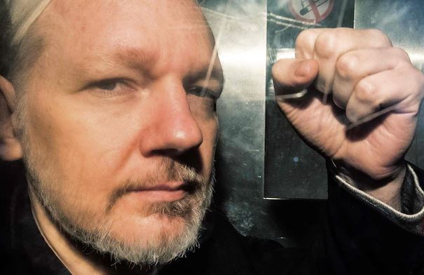 Misioni i Julian Assange ishte të ndryshonte botën por me çfarë kostoje?