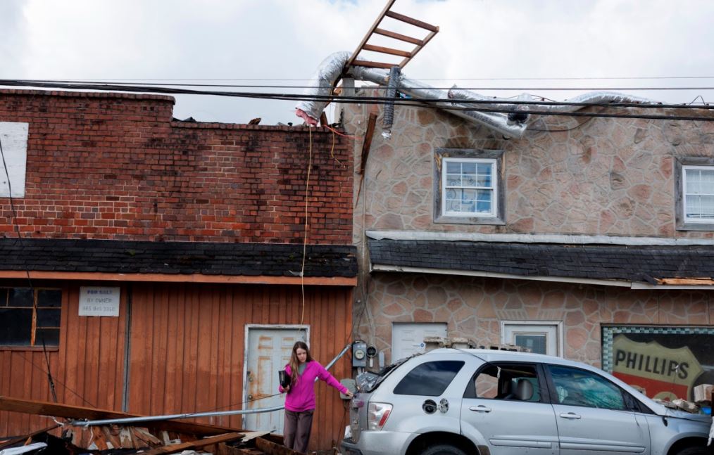 Nga Teksasi në Florida, alarm për tornado në SHBA