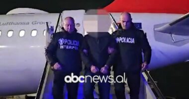 EMRAT/ Të dënuar për vrasje dhe drogë, ekstradohen nga Mbretëria e Bashkuar dhe Greqia dy shqiptarët