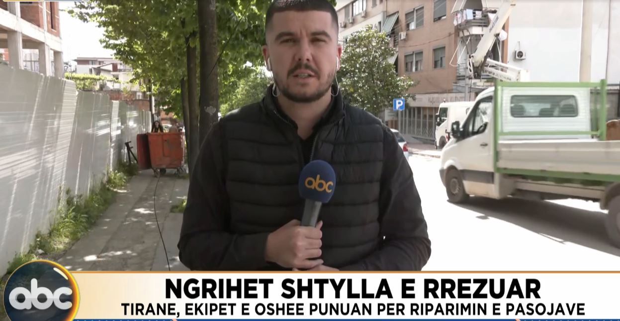 Tiranë/ Ngrihet shtylla që u rrëzua mbi makinë, grupet e OSHEE punuan për riparimin e pasojave