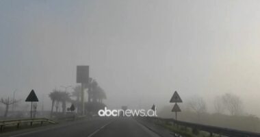 VIDEO/ Mjegulla “pushton” Krujën dhe Kurbinin, vështirësohet lëvizja e automjeteve