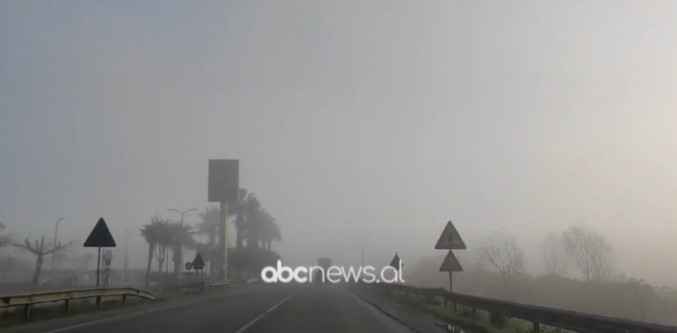 VIDEO/ Mjegulla “pushton” Krujën dhe Kurbinin, vështirësohet lëvizja e automjeteve