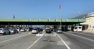 Pas agjerimit…drejt Shqipërisë/ Fluks qytetarësh të Kosovës në Morinë