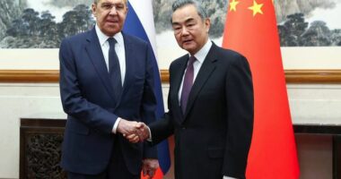 Lavrov: Çdo diskutim për luftën në Ukrainë pa Rusinë do të ishte i kotë