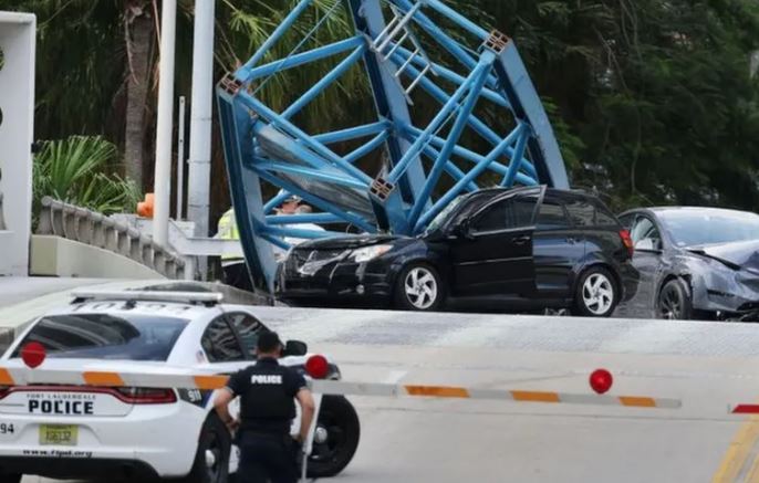 Rrëzohet vinçi, një i vdekur, 3 të plagosur në Florida