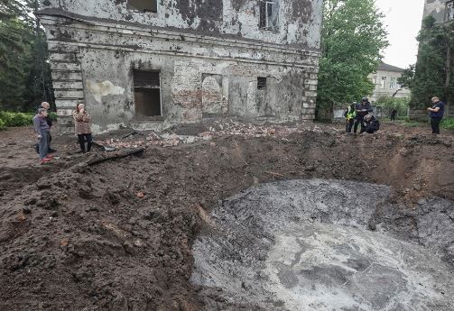 Rusia breshëri raketash në të gjithë Ukrainën, një i vdekur dhe 14 të plagosur