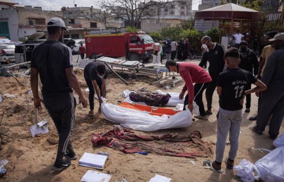 Gjenden 210 trupa të pajetë në spitalin Nasser në Gaza
