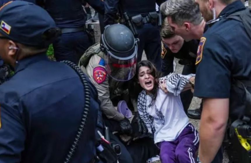 VIDEO/ Përleshje mes policisë dhe protestuesve pro Palestinës në SHBA, mbi 130 studentë të arrestuar