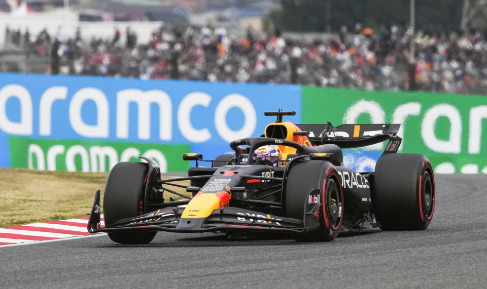 Formula 1/ Verstappen “fluturon” në Japoni, “tulipani” i “RedBull” siguron një tjetër “pole position”