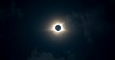 Rajoni kanadez shpalli gjendjen e jashtëzakonshme për shkak të eklipsit diellor më 8 prill