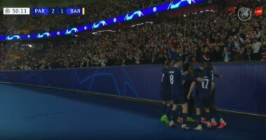 VIDEO/ Çmenduri në Paris, PSG përmbys “Katalanasit” në vetëm 3 minuta
