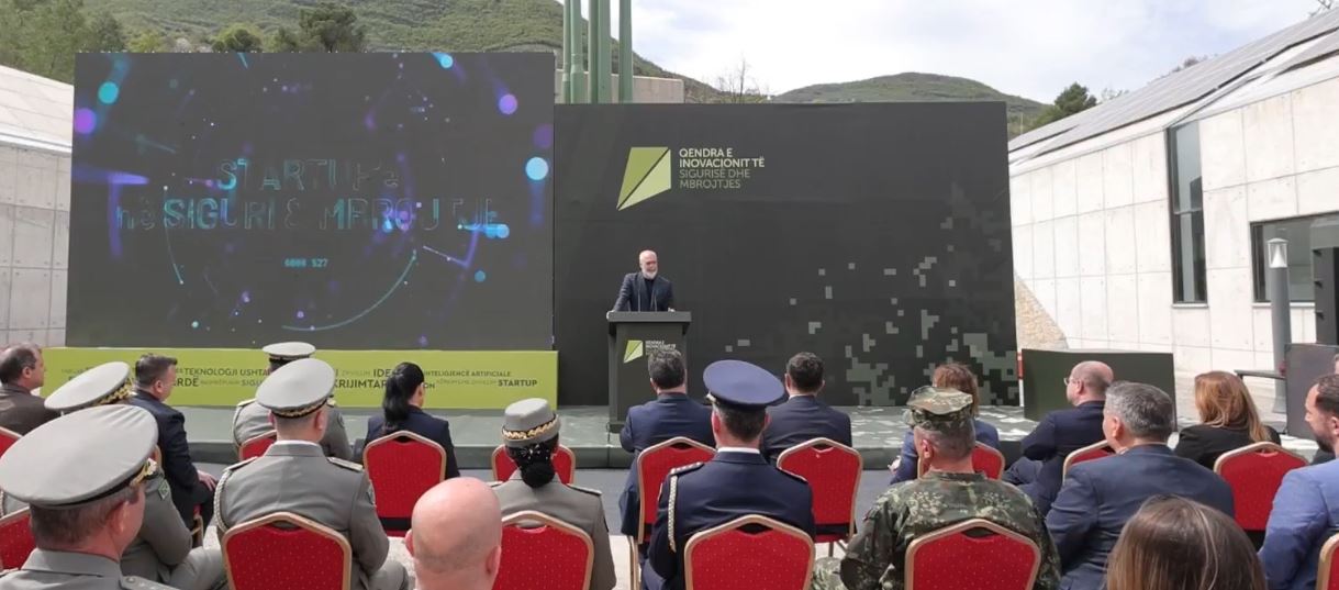 “Rriten pagat për ushtarët”, Rama përuron qendrën e Inovacionit, Sigurisë dhe Mbrojtjes: Eksportet ushtarake shqiptare do të nisin brenda vitit 2030