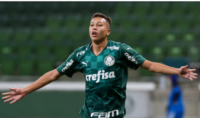 Tjetër “diamant” i Palmeiras, “Djajtë” e United vihen pas talentit brazilian
