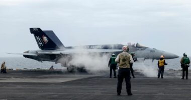 SHBA, Koreja e Jugut e Japonia mbajnë stërvitje përballë kërcënimeve nga Koreja e Veriut