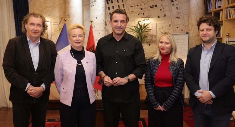 The Municipality of Tirana and the French Embassy sign an agreement in the field of creative industries.