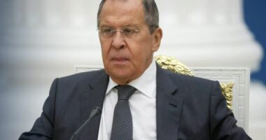 Lavrov: Mbështetja perëndimore për Kievin rrit mundësinë e një luftë bërthamore